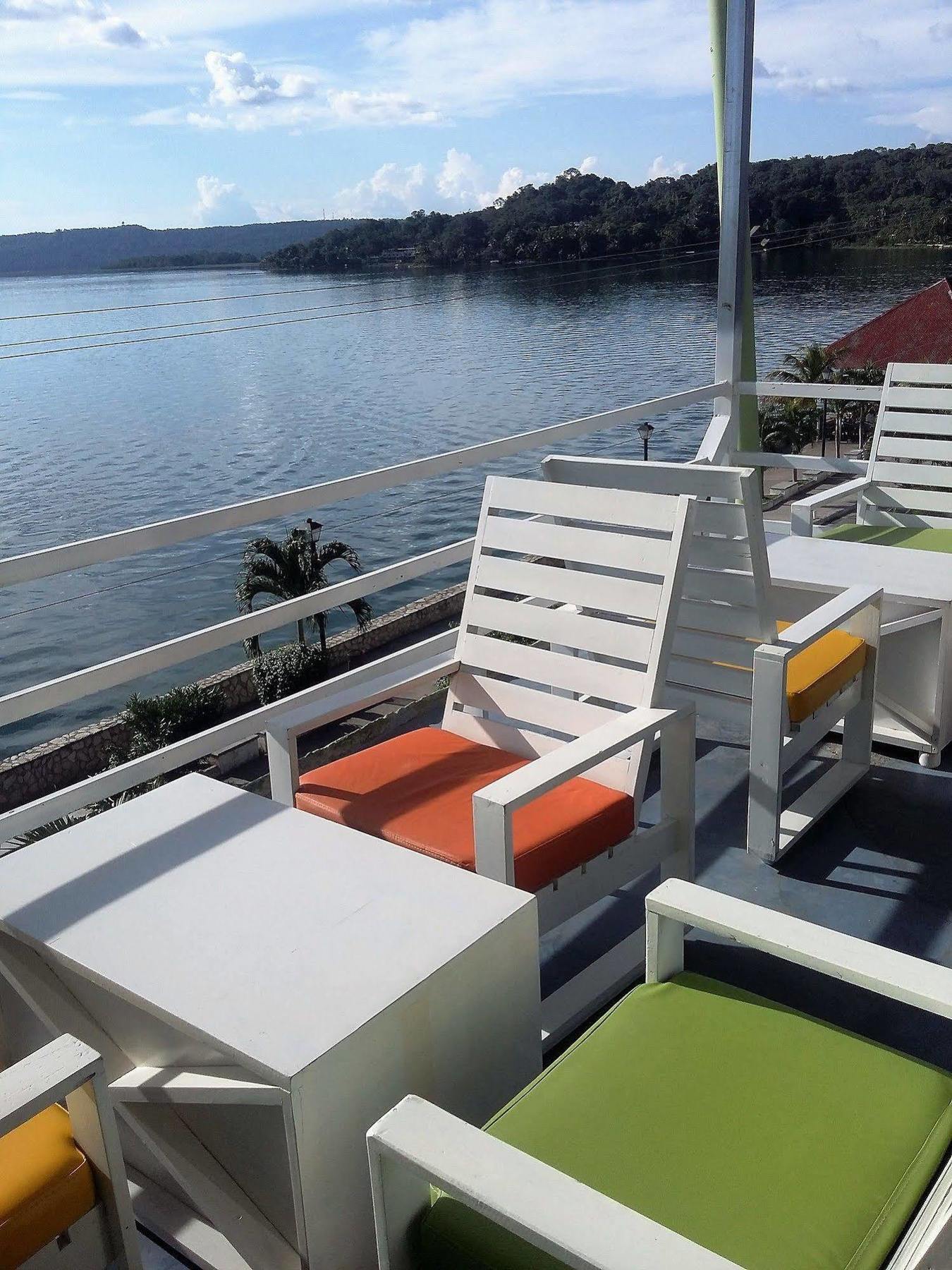 Green World Hotel ฟลอเรส ภายนอก รูปภาพ